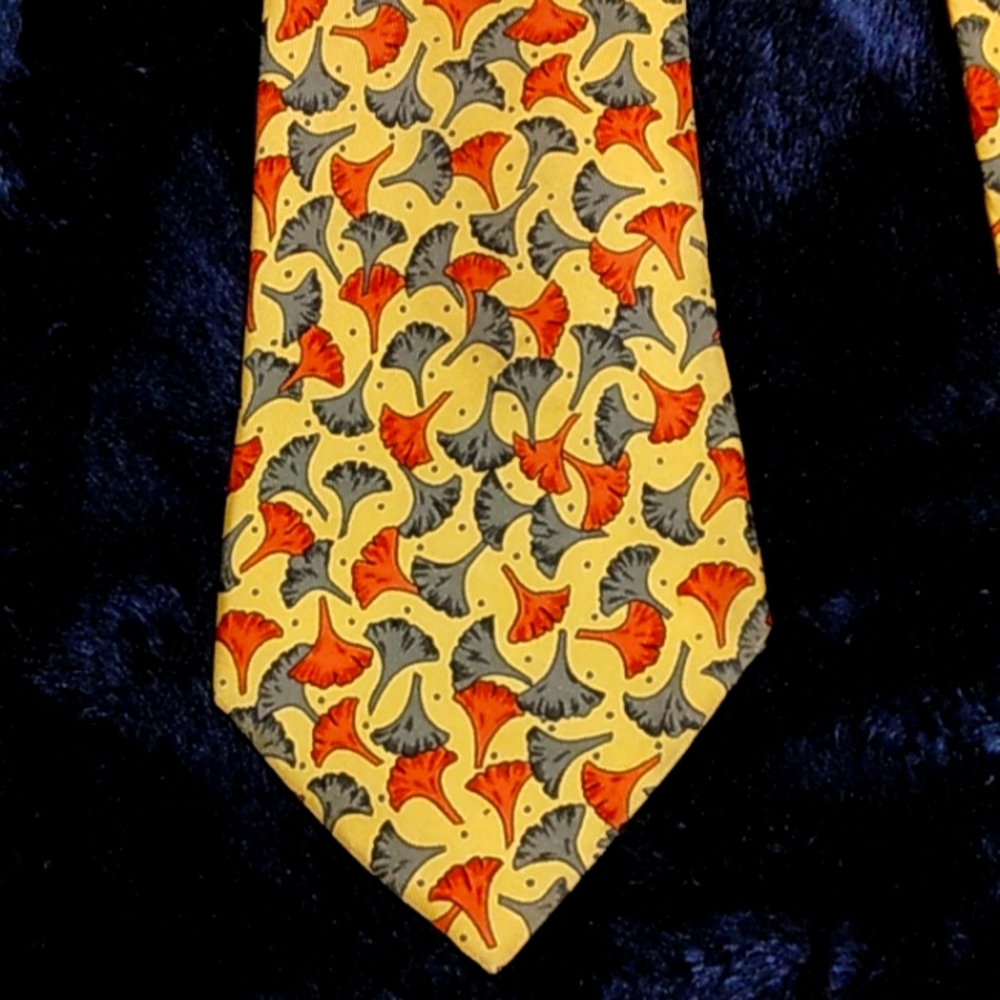 Hermes Tie vintage Floral leaves 7592